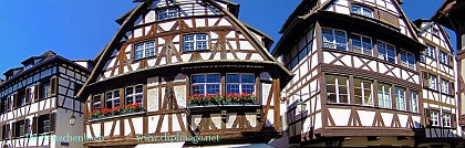 maisons-alsaciennes.rue-du-bain-aux-plantes.petite-france-strasbourg.panoramique