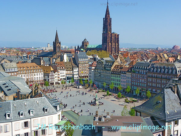 place kleber,cathedrale,strasbourg,avril.jpg