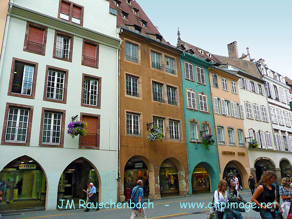 rue des grandes arcades.jpg