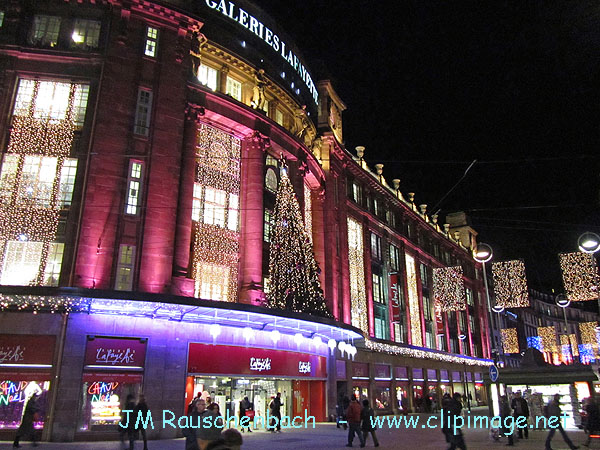 rue-du-22-novembre.strasbourg.decembre.jpg