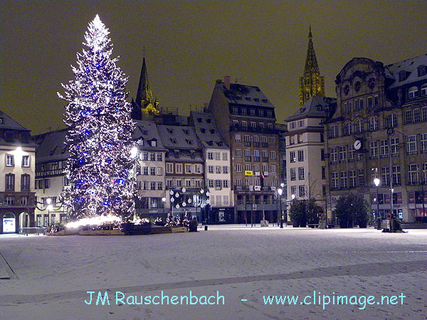 sapin noel, nuit hiver,place kleber,strasbourg.jpg