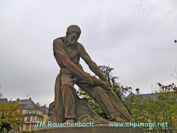 statue,pont des vosges.jpg