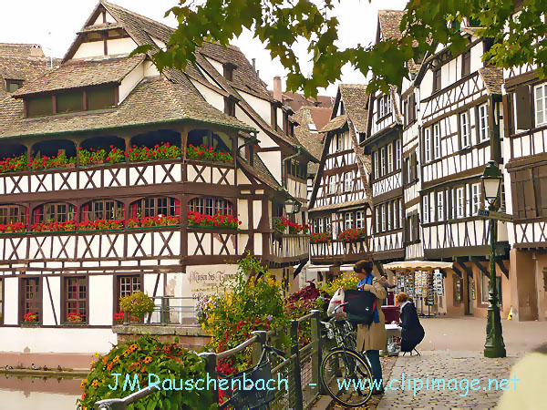 place benjamin six,petite france.jpg